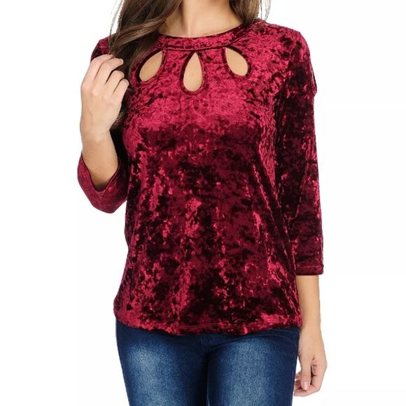 Kate & Mallory 1X Red Velvet Top Keyhole Neckline Cold Shoulder Gothic Elegant - Picture 1 of 12
